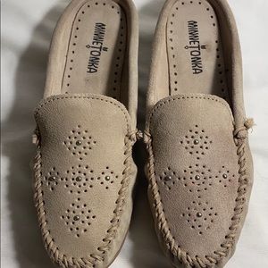 Minnetonka Leather Slip-ons - Size 9